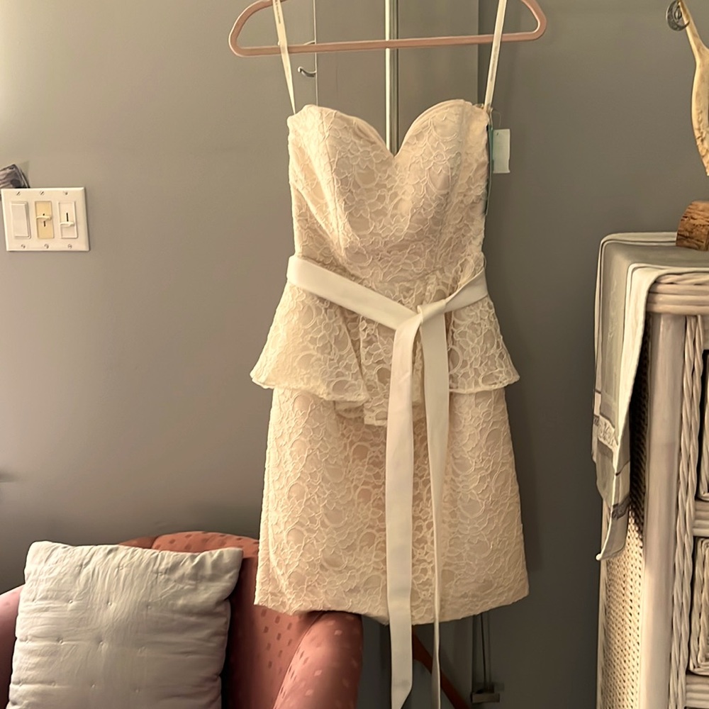 Mori Lee by Madeleine Gardener Ivory/White Dress. Size 6.